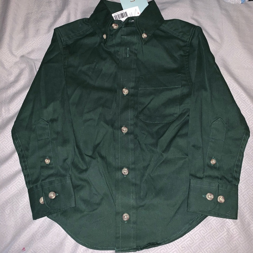‼️SOLD‼️🌈Toddler Boy’s Green Button Down Shirt🌈